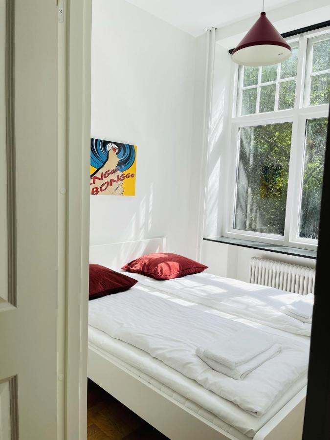 Aday - Aalborg Mansion - Open Bright Apartment With Garden Exterior photo